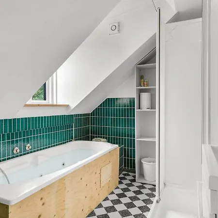 Lejlighed With Balcony In *