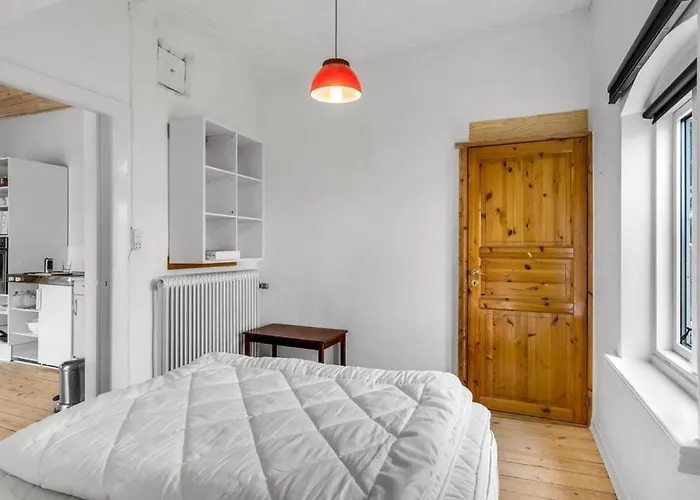 With Balcony In * Højer