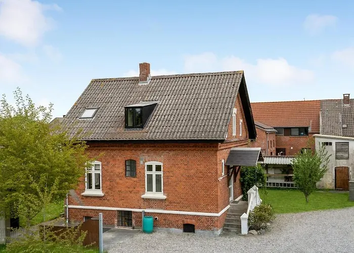 With Balcony In Appartement